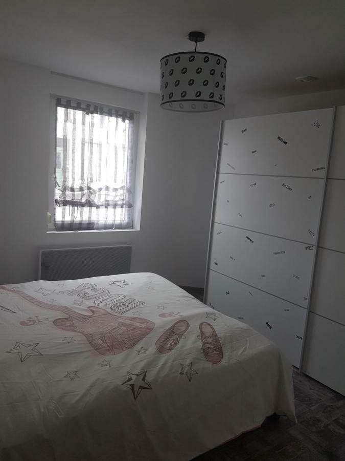 Appartement De La Cour Des Rois En Centre Ville Verdun-sur-Meuse Kültér fotó